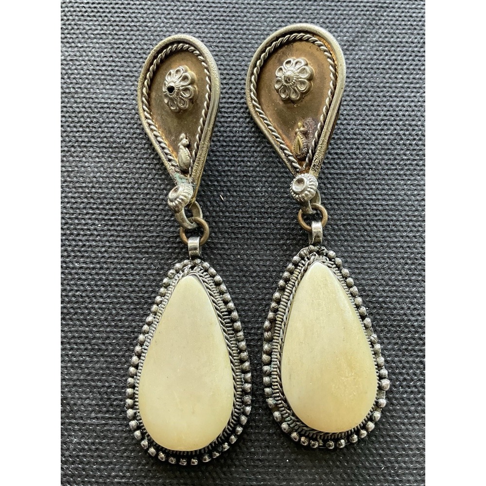 vintage dangle earrings White Teardrop Stones Silver-tone Estate Jewelry